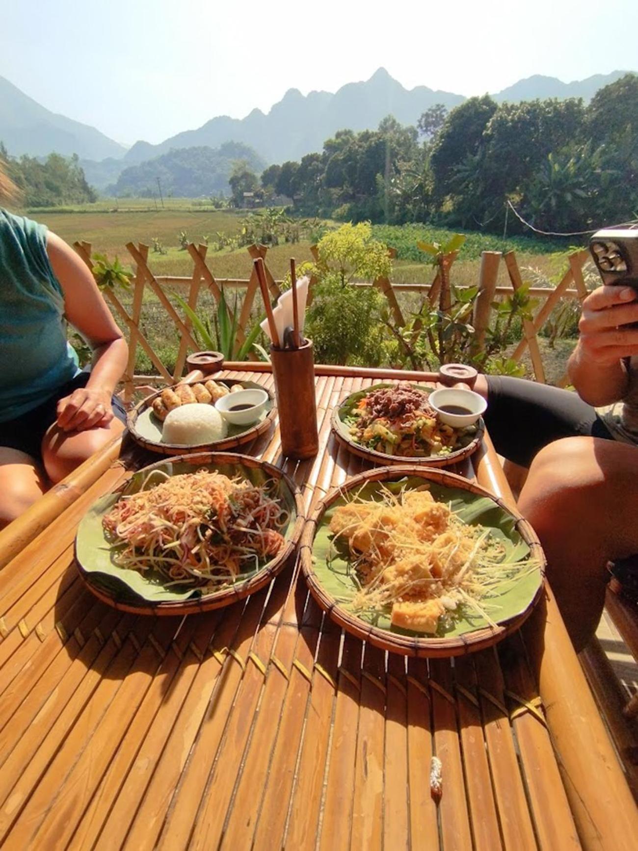 Meadow Mai Chau Homestay Экстерьер фото